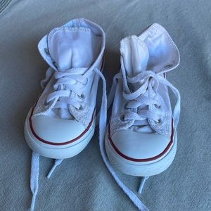 Kids converse